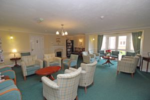 COMMUNAL LOUNGE- click for photo gallery